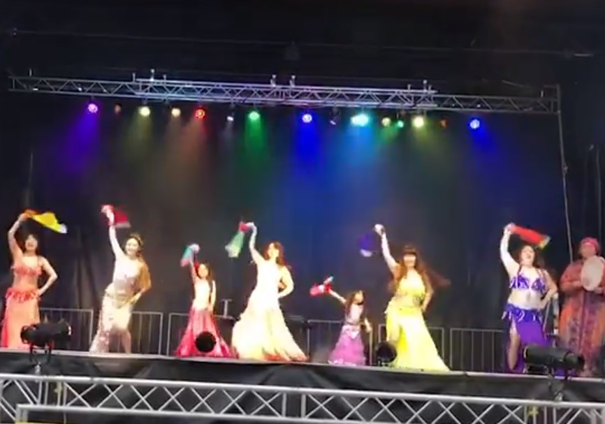 サエーナベリーダンス写真
